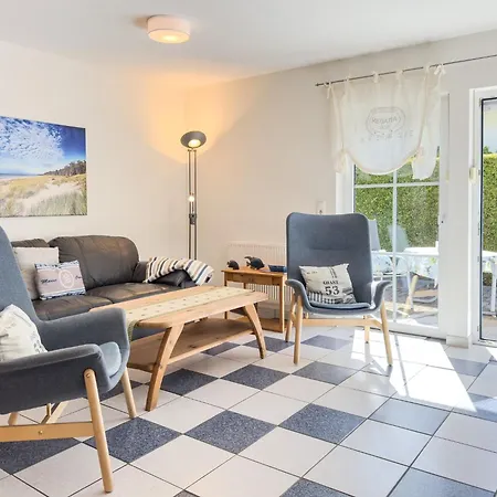 Ostseeschwimmer Holiday home Wieck
